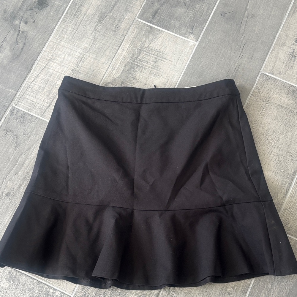 Chic Black Mini Skirt